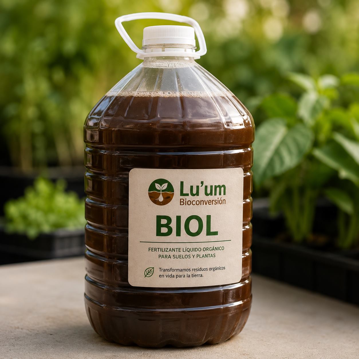 Biol biofertilizante líquido — Lu'um Bioconversión